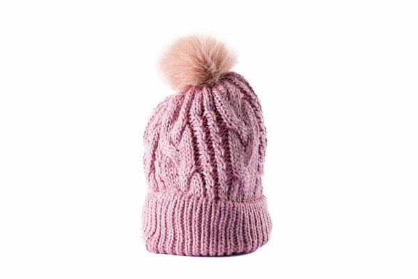 Charme hivernal : choisissez votre bonnet pompon femme